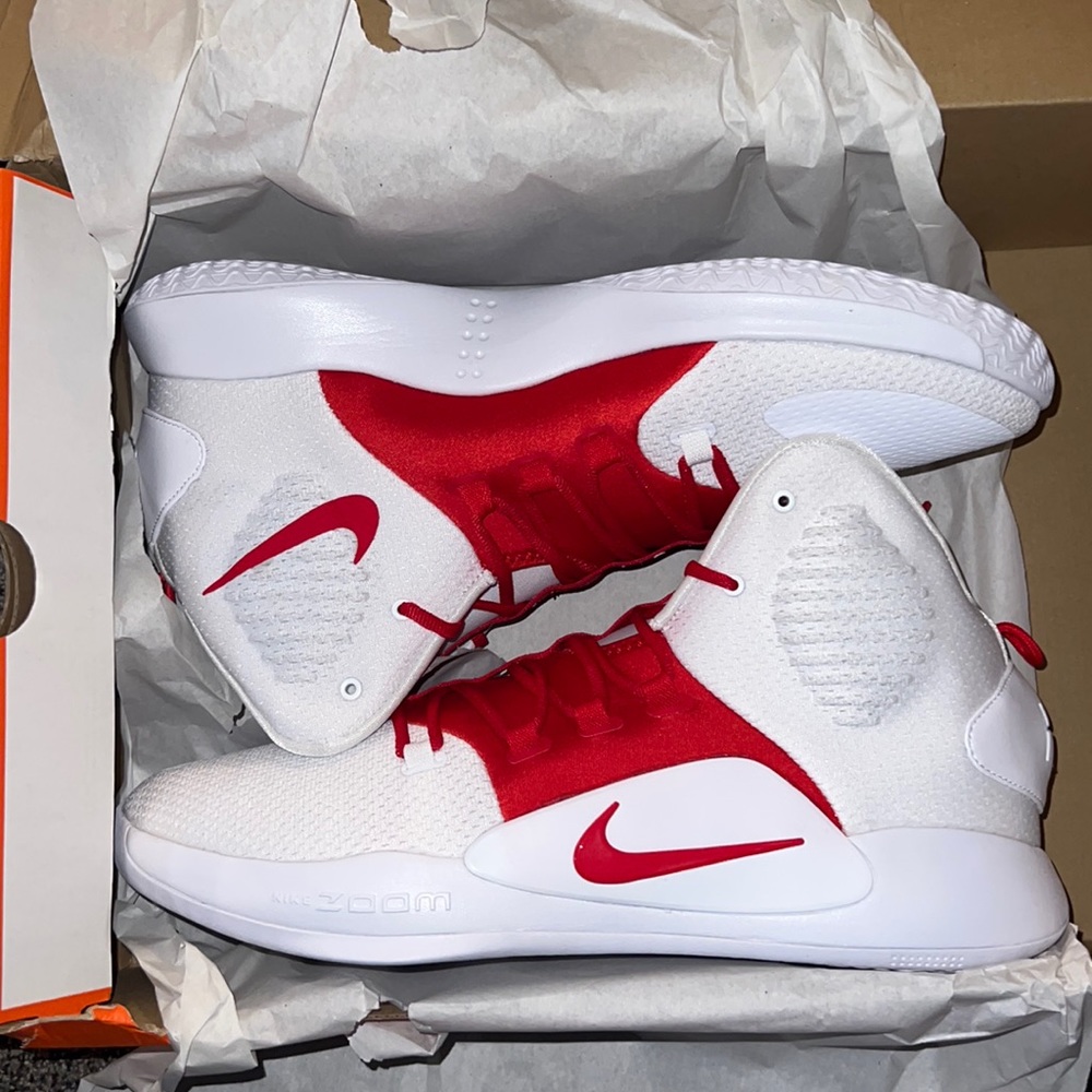 Hyper Dunk Promo size 16